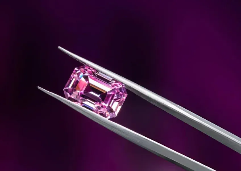 Wie Sie Diamanten sicher aufbewahren und richtig versichern