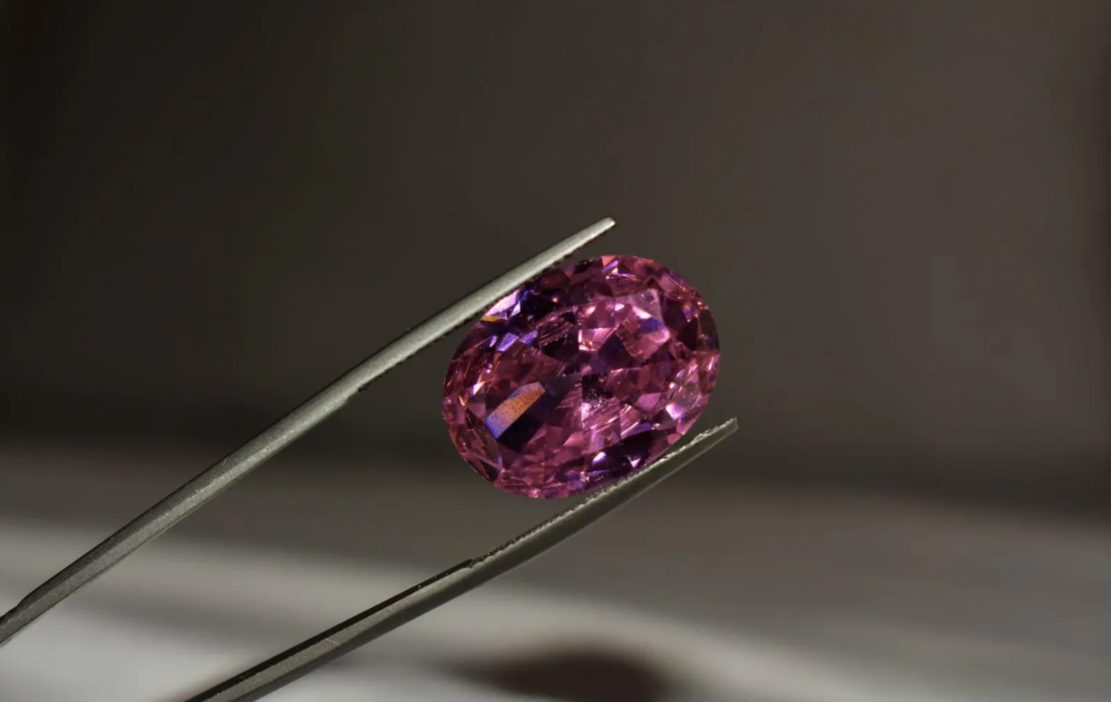 Natürlicher Farbdiamant in Pink